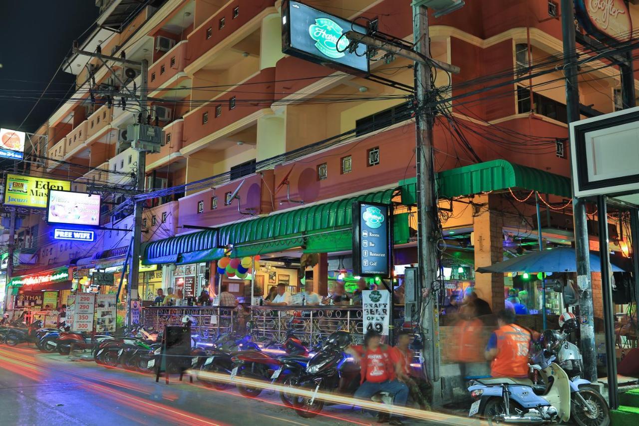 Harrys Hotel Bar&Restaurant Pattaya Exterior foto